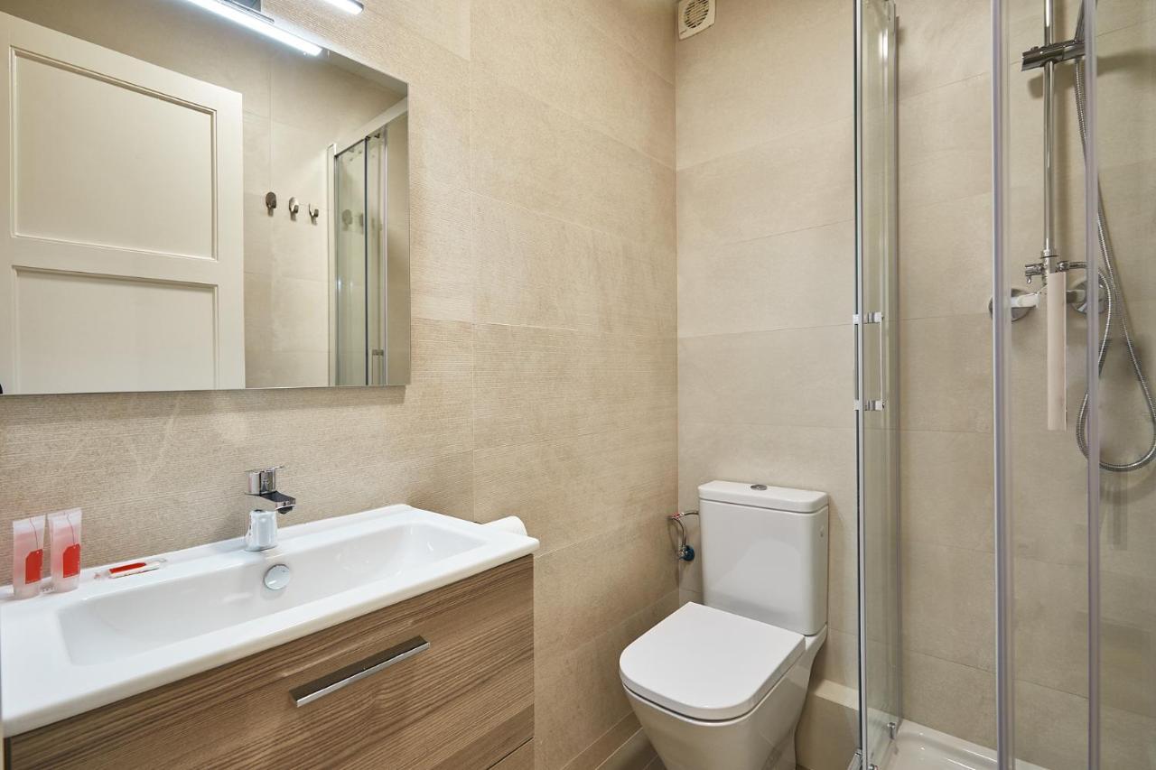 Bbarcelona Calabria Flat Barcelona Exterior foto